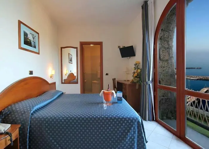 Hr & 3* Piano di Sorrento